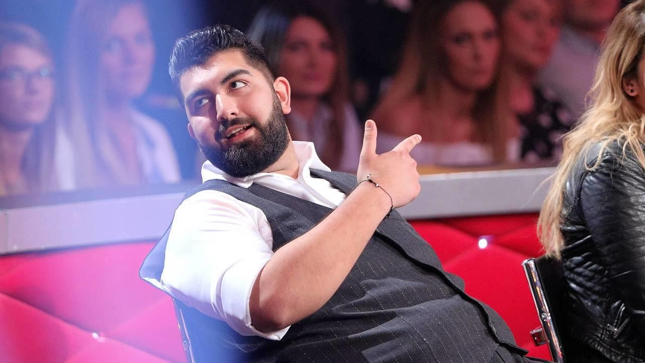 Faisal Kawusi nennt Kurt Krömer einen „HSohn“ und „Moralapostel“ Musikexpress