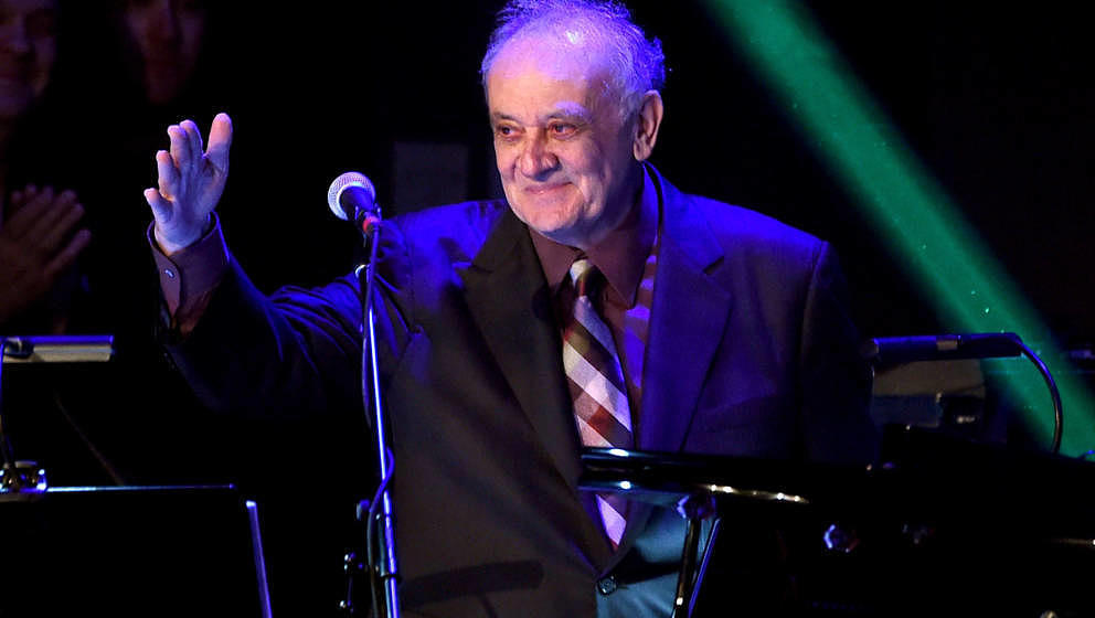 LOS ANGELES, CA - APRIL 01:  Composer/musician Angelo Badalamenti performs onstage during the David Lynch Foundation's DLF Li