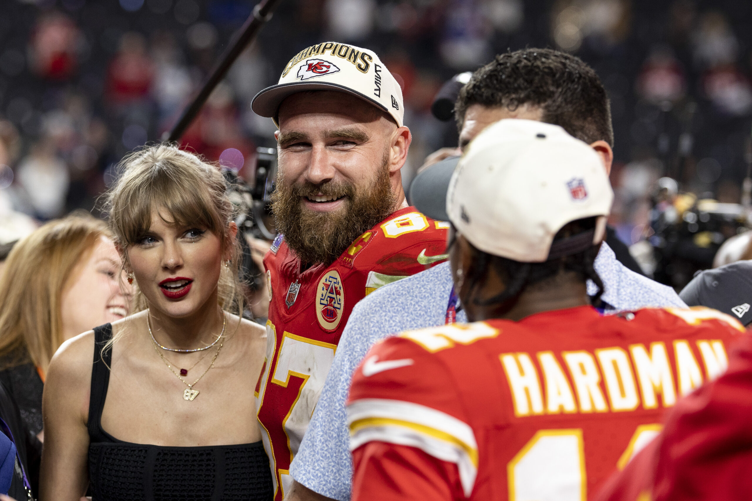 Taylor Swift und Travis Kelce beim Super Bowl 2024