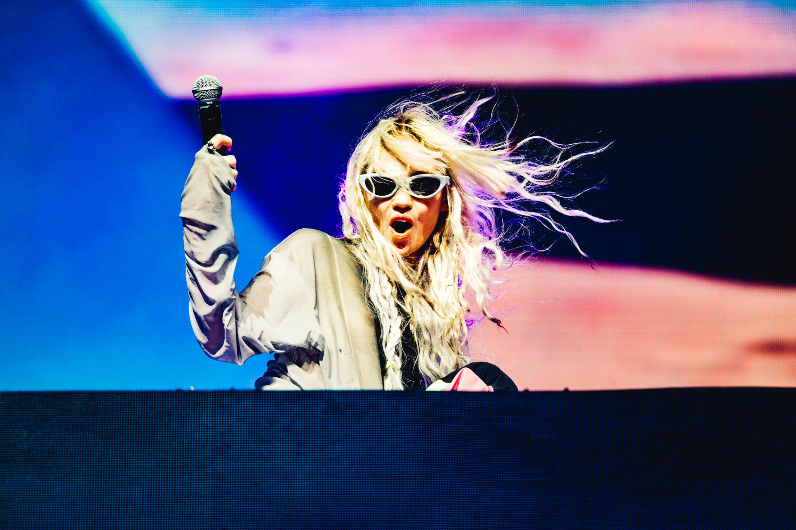 Grimes am Samstag (13. April) bei ihrem Auftritt auf dem Coachella-Festival
