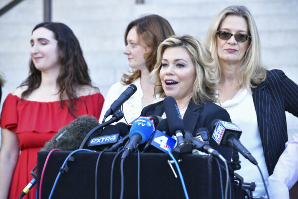 Katherine Kendall bei einer Pressekonferenz zum Weinstein-Prozess in L.A. 2020