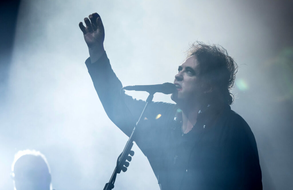 The Cure So verarbeitet Robert Smith den Tod seines Bruders in „I Can
