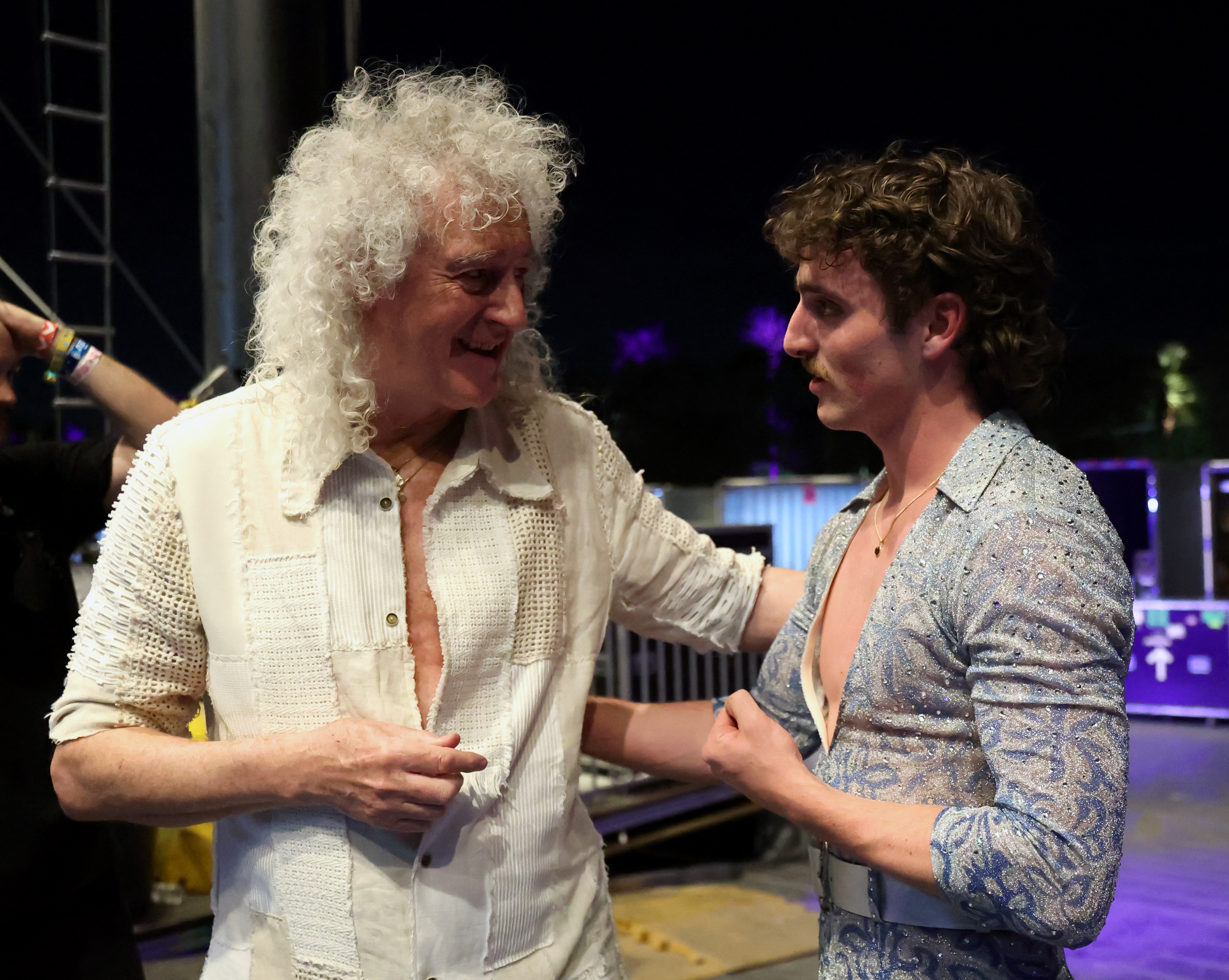 Brian May (l.) und Benson Boone beim Coachella-Festival am 11. April 2025