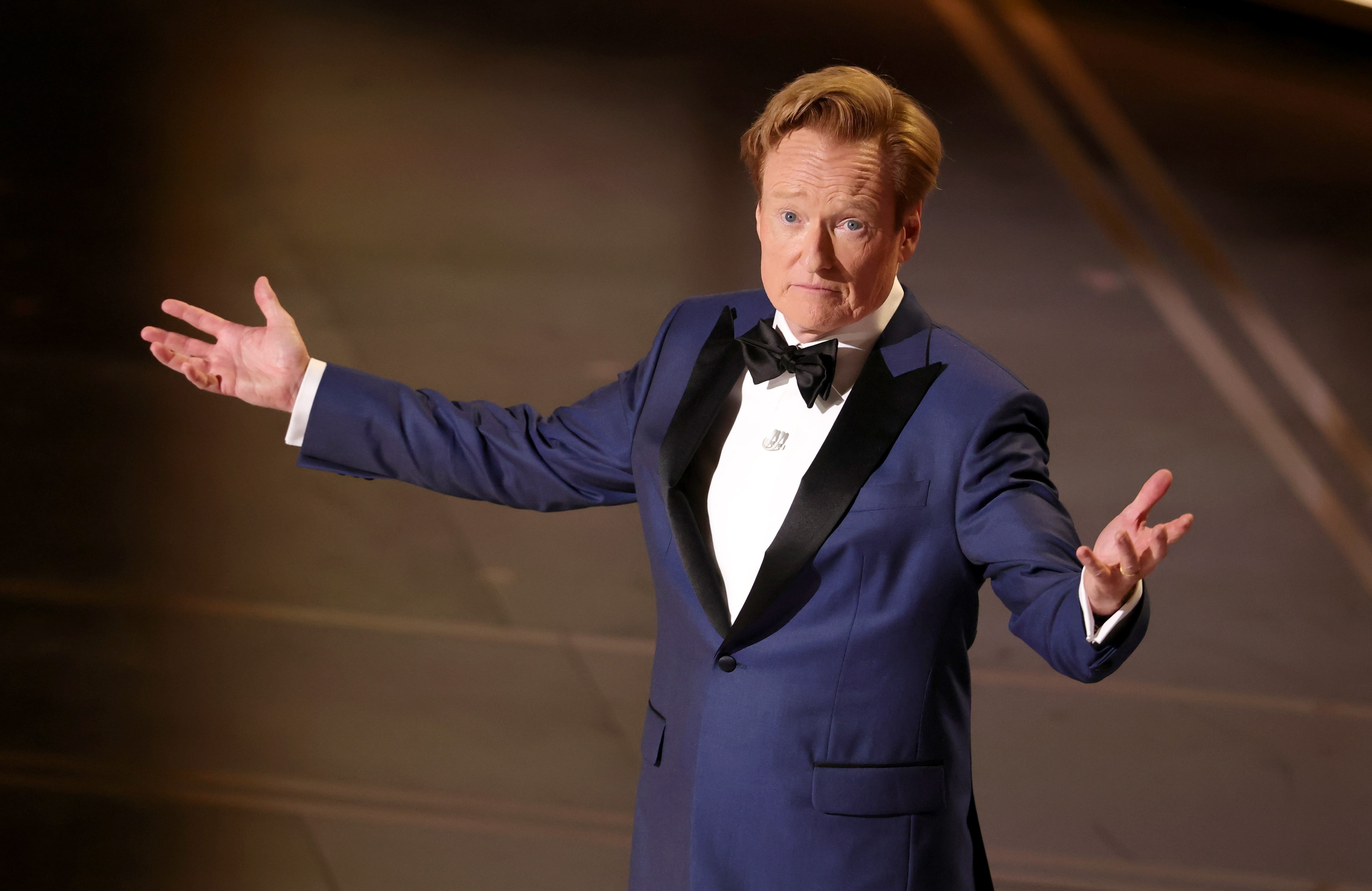 Aida fragt, ob wir genügend für unserer Freiheit unternehmen. Die Probleme beim Namen nennen, wie Conan O'Brien bei der Oscar-Verleihung, wäre ein Anfang