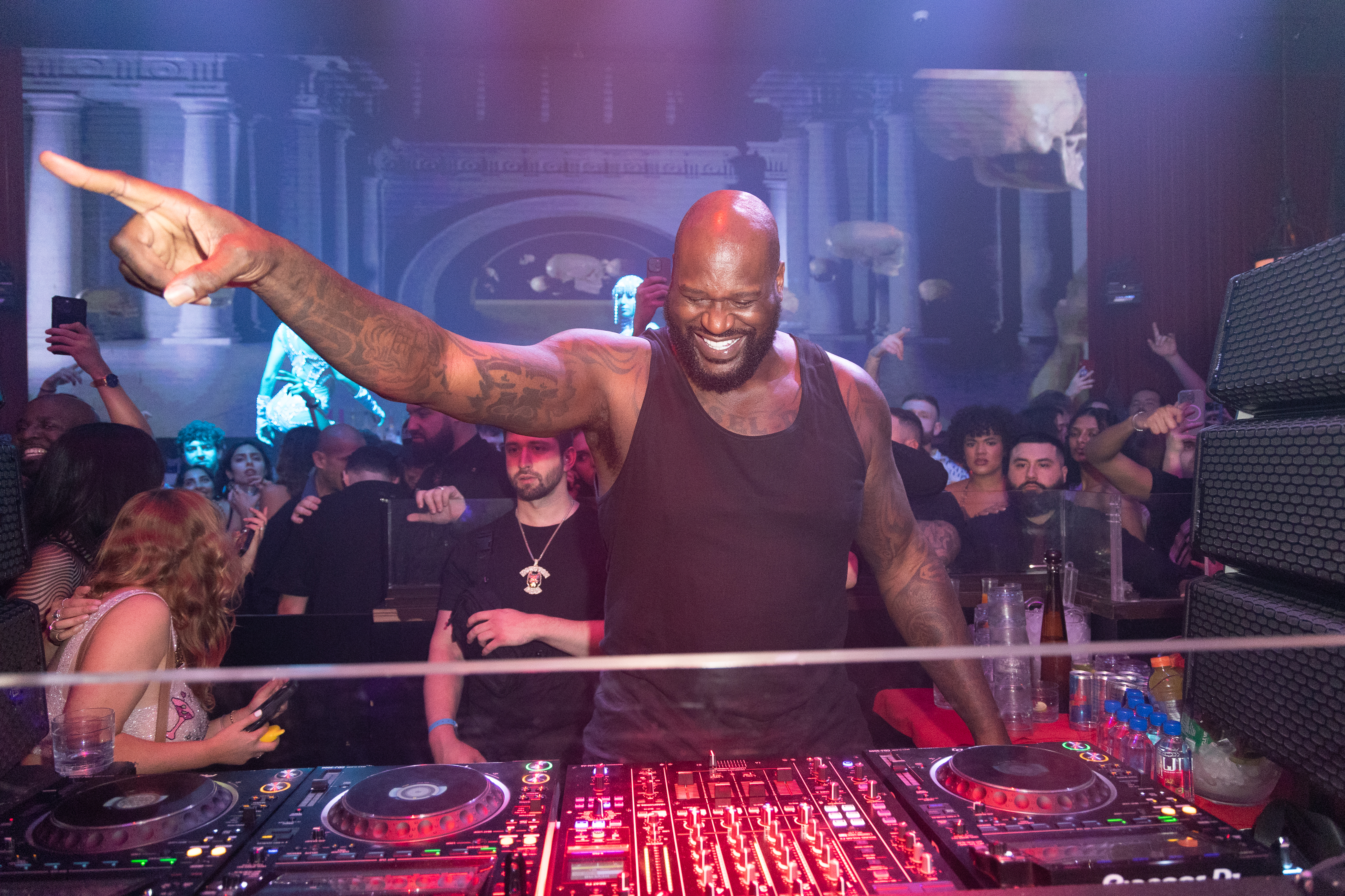 DJ Diesel aka Shaquille O'Neal